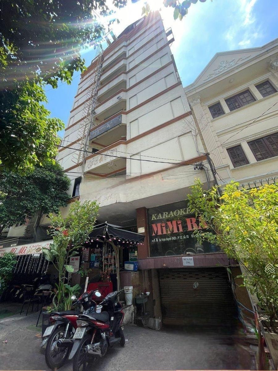 Cho Thuê Tòa Nhà 662/10 Sư Vạn Hạnh, Phường 12, Quận 10 – 28 Phòng, Hầm 7 Lầu, Thang Máy