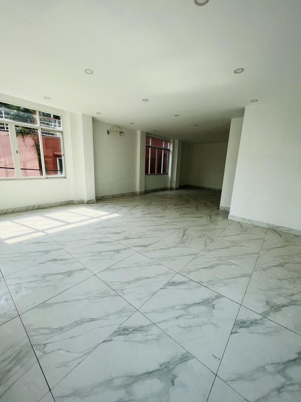 Cho Thuê Nhà 221D Trần Huy Liệu Phú Nhuận – 7x12m, 4 Lầu ST, Thang Máy