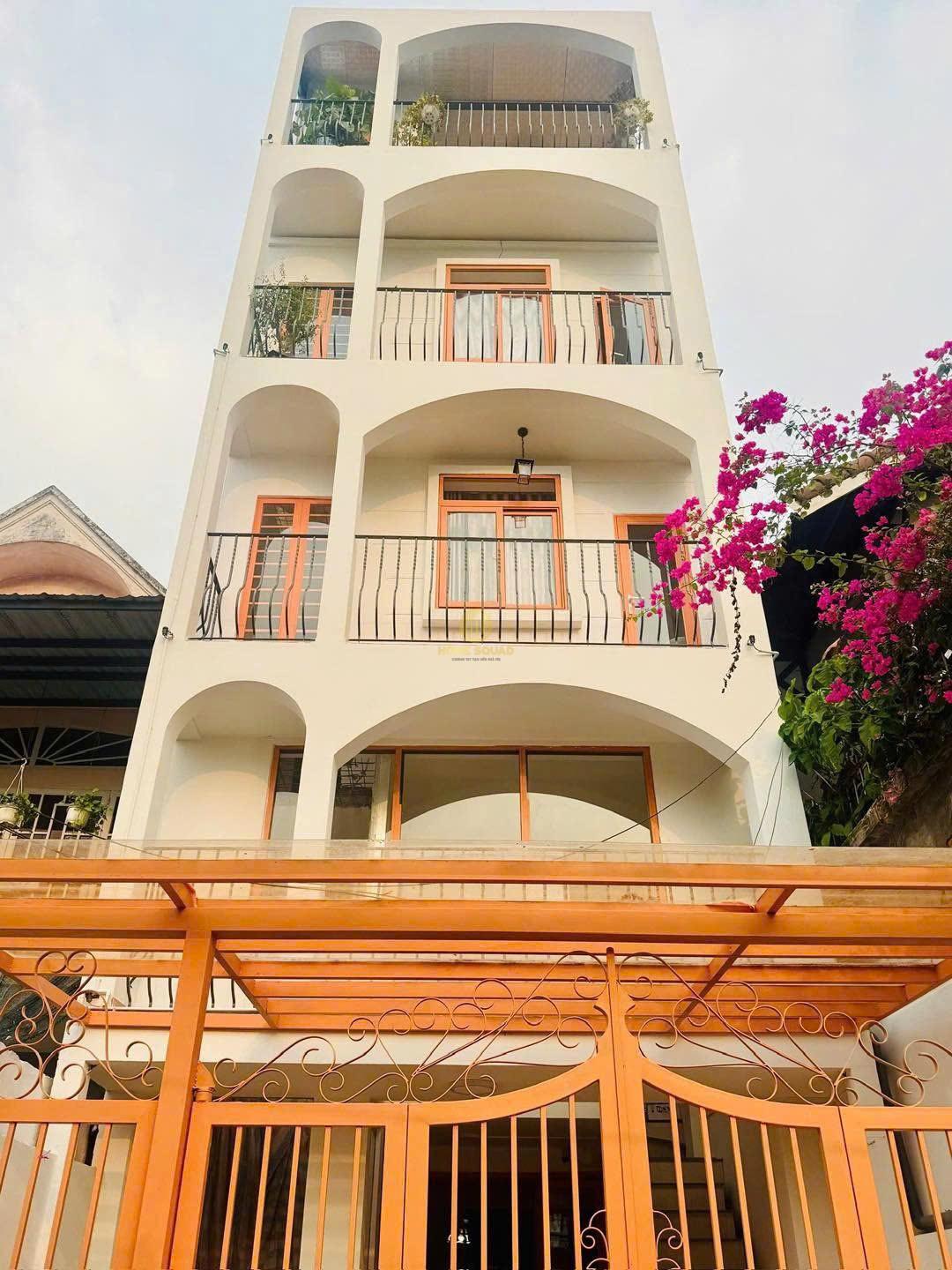 Cho thuê tòa nhà 36 Trần Văn Sắc, Phường An Khánh – 18 phòng, có thang máy