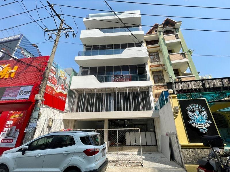 Cho Thuê Tòa Nhà 84A Nguyễn Cửu Vân, Phường 17, Quận Bình Thạnh – Hầm 6 Lầu, Thang Máy, PCCC