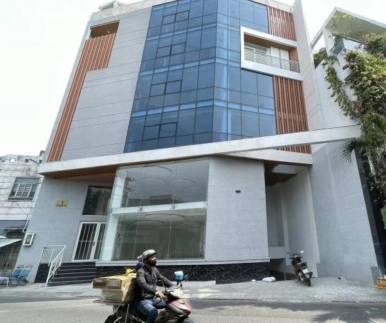 Cho Thuê Tòa Nhà 1 Trương Hoàng Thanh, Quận Tân Bình – Hầm, 6 Lầu, Thang Máy