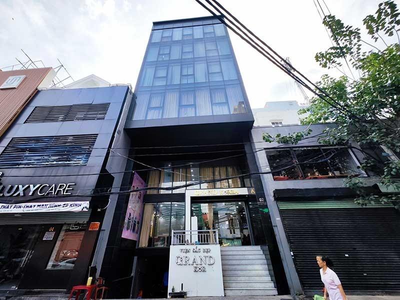 Cho Thuê Tòa Nhà 2 Nguyễn Ngọc Lộc, Quận 10 – Hầm 5 Lầu, Thang Máy