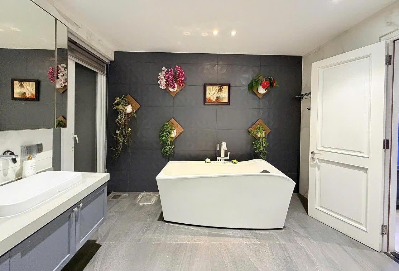 Cho thuê tòa nhà 43R/21 Hồ Văn Huê, Phú Nhuận – 7x18m,  trệt 4 lầu, full nội thất cao cấp