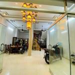 Cho thuê nhà Cách Mạng Tháng 8 Quận 1 – 6 lầu, 7 phòng