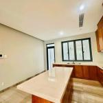 Cho thuê nhà 4 Hoa Đào, Phú Nhuận – 8x18m, có hầm