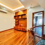 Cho thuê nhà 4 Hoa Đào, Phú Nhuận – 8x18m, có hầm