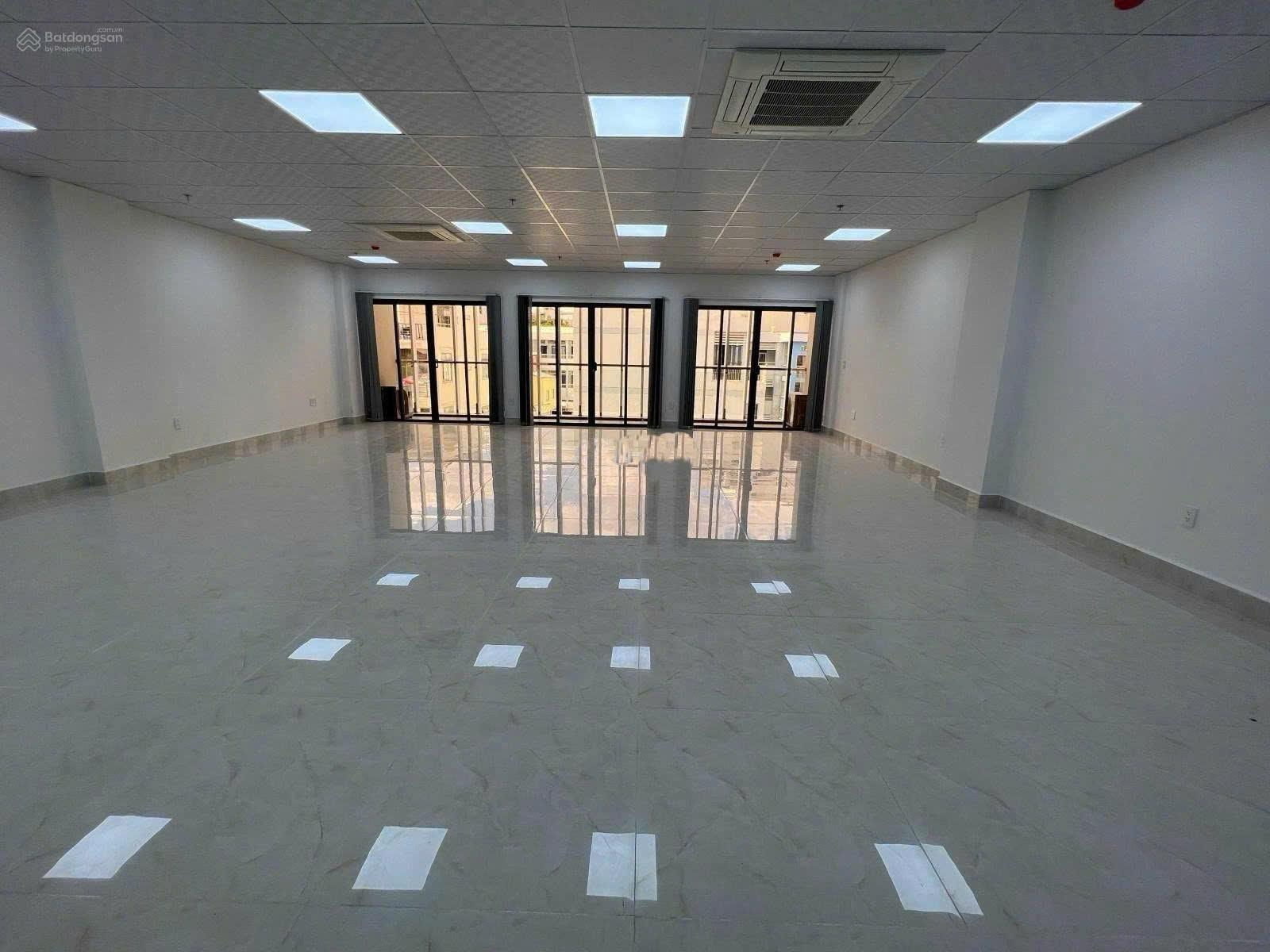 Cho thuê tòa nhà Nguyễn Văn Đậu Bình Thạnh – 1 hầm 7 tầng, DT 9.2x35m