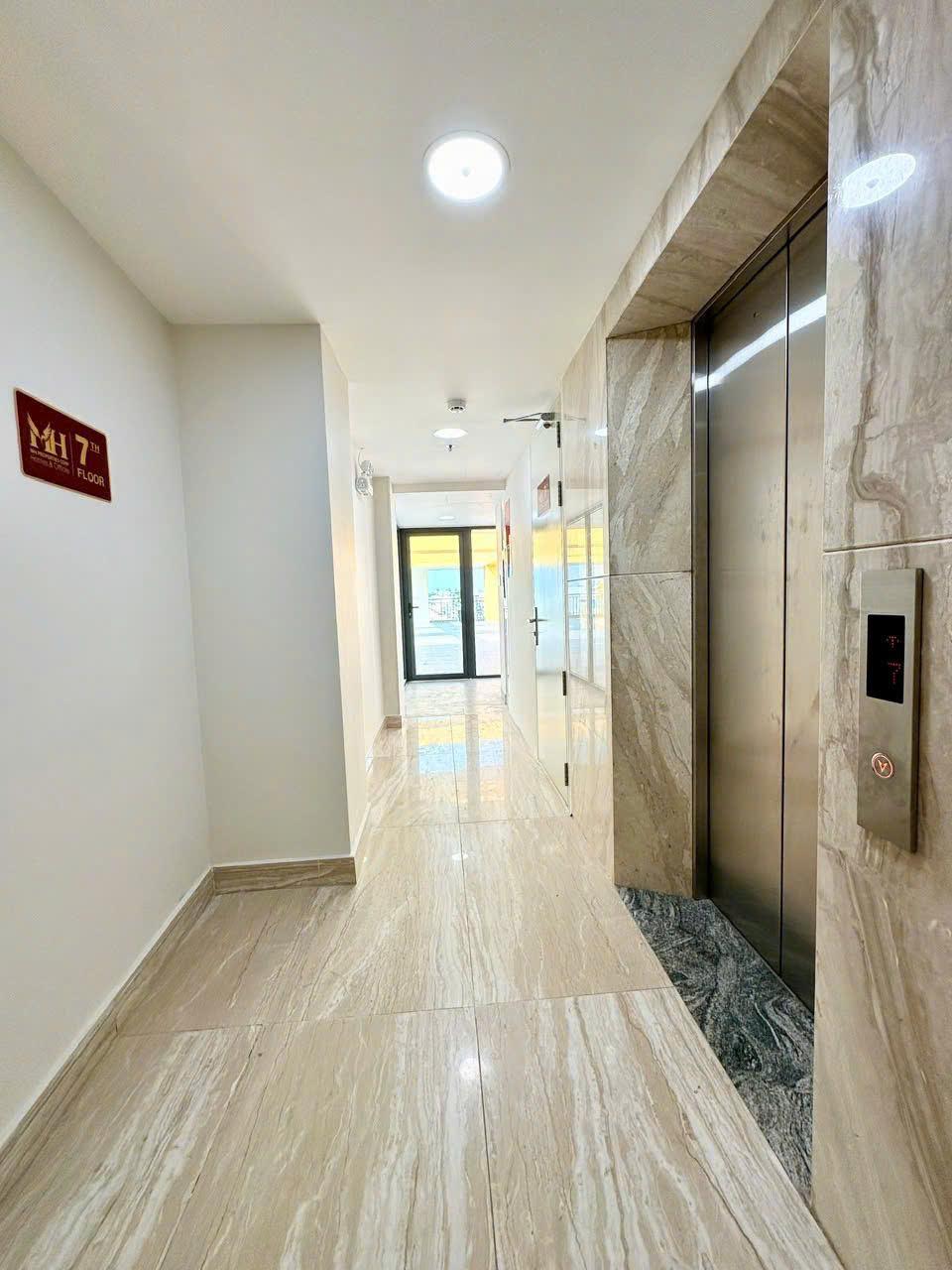 Cho thuê tòa nhà 2 mặt tiền Xô Viết Nghệ Tĩnh Bình Thạnh – 1 hầm 5 lầu, 3.000m²