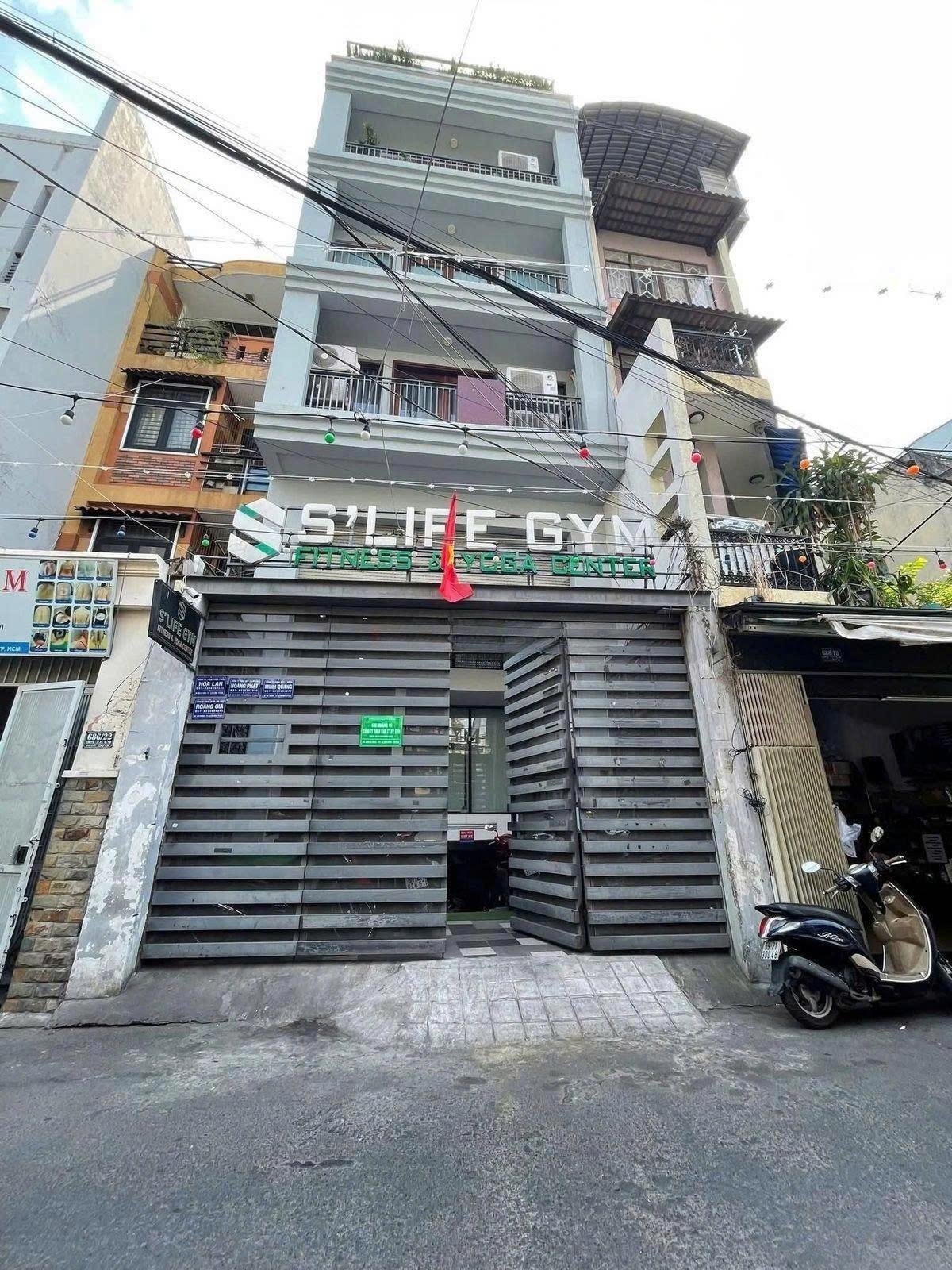 Cho Thuê Nhà Nguyên Căn Cách Mạng Tháng 8, Tân Bình – 1 Hầm 5 Tầng