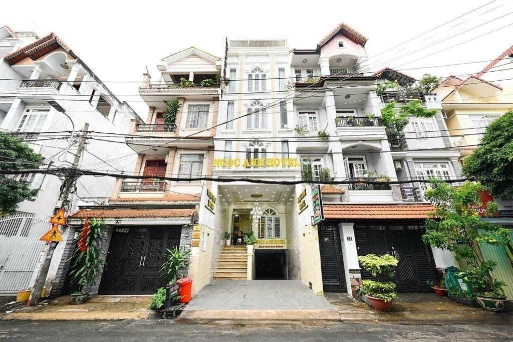 Cho Thuê Khách Sạn Mặt Tiền 29 Sầm Sơn, Tân Bình – 17 Phòng Full Nội Thất