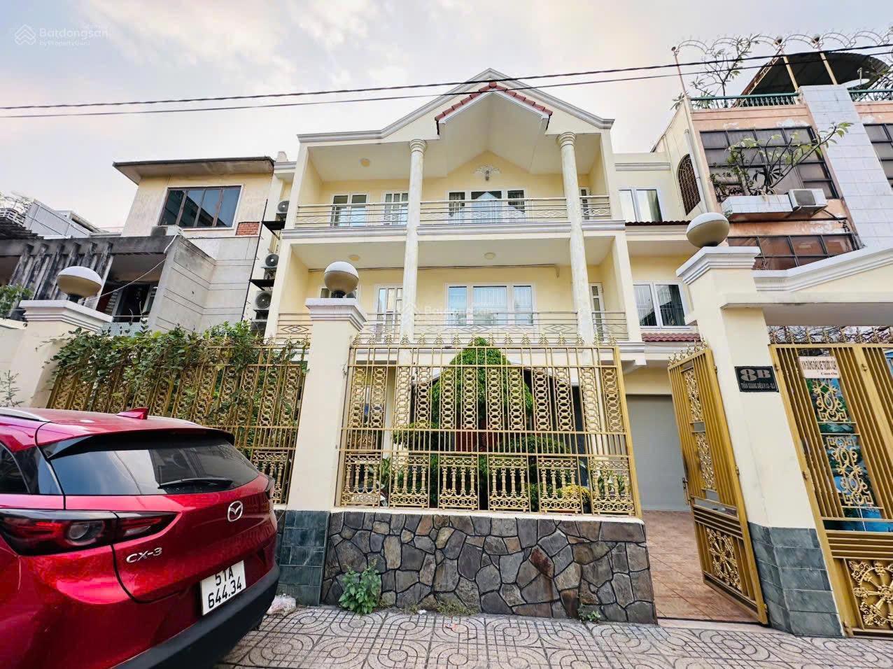 Cho Thuê Tòa Nhà 8B Trần Quang Diệu, Phường 13, Quận 3 – 13x20m, 3 Tầng